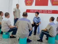 高墙反诈他用亲身经历敲响警钟情绪慌乱